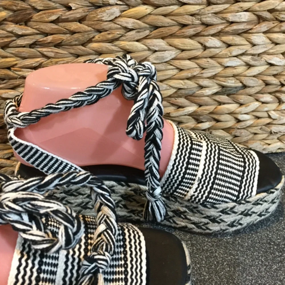 Maypol Black and White Platform Sandals